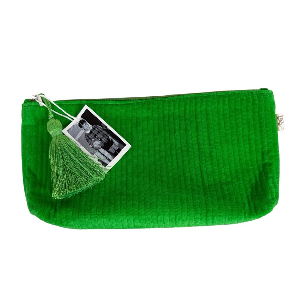 Quilted‎ Koala Quilted Velvet Hold Me Clutch Electric Green New NWT